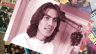 ♫ The Beatles photos / George Harrison at his home 1969