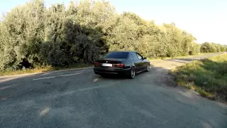 BMW E39 540i full custom exhaust - acceleration