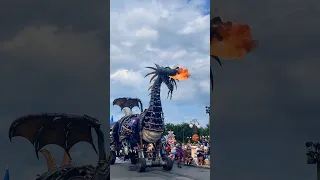#shorts #fire #dragon #maleficent #viral #epic #parade #flames