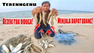 MENJALA DAPAT UDANG HARGA RM70 PERKG DI PASAR! Dapat Terus Goreng! | Traditional Cast Net Fishing