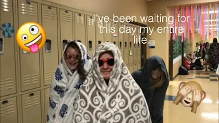 my school had a meme/vine day...