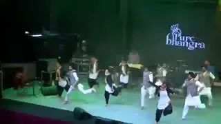 Diljit Dosanjh Live in Dubai 2016 - Pure Bhangra Performance