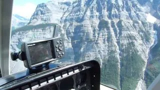 Helicopter flight into Mount Robson - Berg Lake Trail