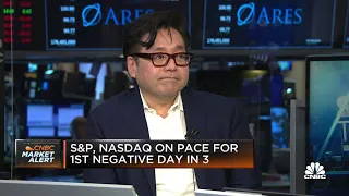 Very possible we could have a painful drawdown in H1 '24, says Fundstrat's Tom Lee