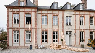 How Carpenters Breathe New Life Into The Chateau Master Suite