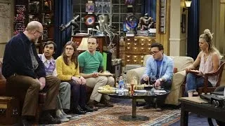 Big Bang Theory's Johnny Galecki & Kaley Cuoco Are #FriendshipGoals