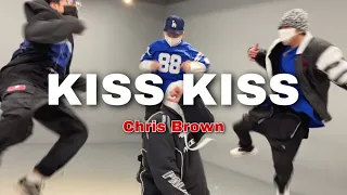 Kiss Kiss -Chris Brown (feat.T-pain) Choreography by . Color