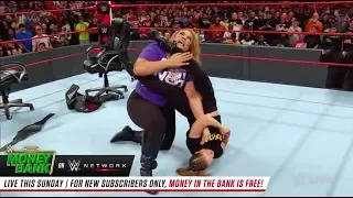 Ronda Rousey Gives Armbar To Nia Jax Raw 11-6-2018 HD