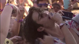The 1975 - Menswear (Live At Hangout Festival 2014)