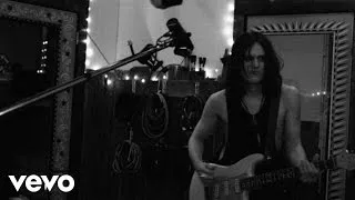 Tyler Bryant & The Shakedown - Mojo Workin' (Live From Sputnik)