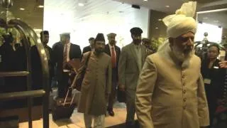 Huzur's Departure from Singapore 2013