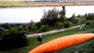 Полёты Парапланеристов Прикол ( Flying Paragliders in Russia  Fun)
