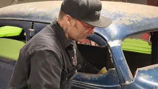 Changing the angle of the door to fit the windshield (roof chop fabrication)