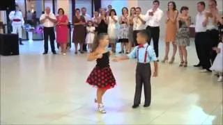 Espetacular! Crianças arrasam na dança...