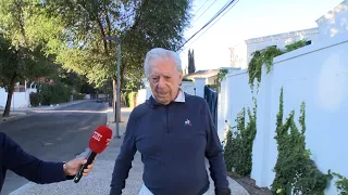 Mario Vargas Llosa desmiente su distanciamiento de Isabel Preysler