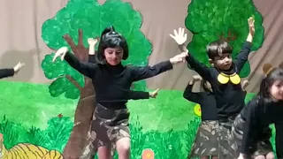 #KatyPerryRoarSong #youtube  #ytshorts  #jungletheme #roar #kids #pumpkinpatch #symbiosispune #dance