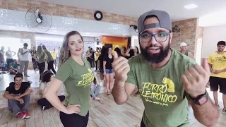 BUM BUM BATE - WESLEY SAFADÃO - 1° MARATONA DE FORRÓ ELETRÔNICO - KUQUE E MARCELA - (1° AULA)