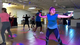 Zumba in blue & grey with Naty  Thursday 9 7 23 ANMR0007