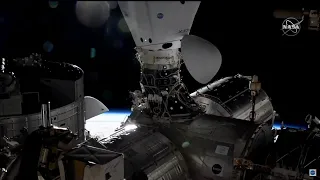 Прмая траснлция отстыковки Crew Dragon(Crew-5) от МКС