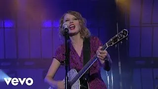 Taylor Swift - Mine (Live on Letterman)