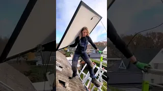 Very Impressive #Solar Installation on a Roof💪 - Subscribe for more! ☀️
