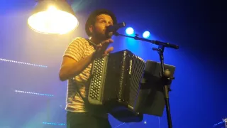 Claudio Capéo en concert - Un Homme Debout