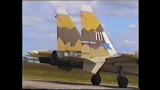 Sukhoi Su-37 "Terminator" full display! / ILA 1998