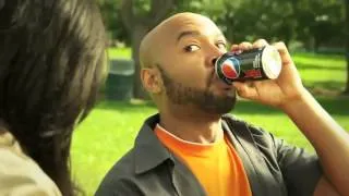 Забавная реклама Пепси (Pepsi MAX® LOVE HURTS Super Bowl)