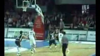 Steffen Hamann Dunk vs ALBA Berlin