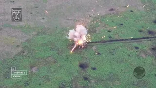 Javelin знищує російський танк на Донеччині / Javelin destroys a russian tank in Donetsk region