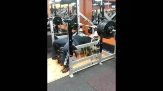 530lb Bench Press Gym Lift!