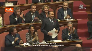 La Russa si congratula con Berlusconi per il ritorno al Senato: "E' nato il mio 17esimo nipotino"