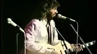 Bee Gees - Wind Of Change - Spirits Tour (good audio)