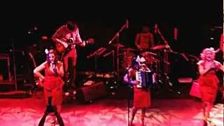 The Puppini Sisters -- Tu Vuo Fa L'Americano -- Live  in Athens, Greece at Gagarin 205  -- 4.01.2013