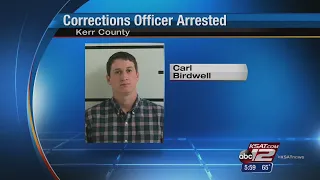 Corrections officer arrested on smuggling charges