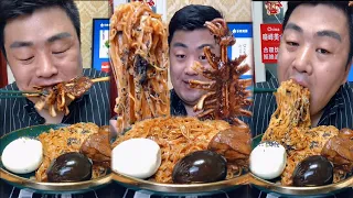 Xiaofeng Eating Delicious Food | Mukbang Hot Bean Fish with Squid Mixed Noodles and Egg