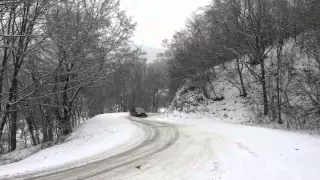 BMW 540i snow drift