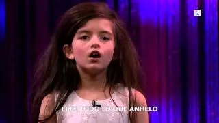 Angelina Jordan -- "Fly me to the moon" - subtitulado en español.