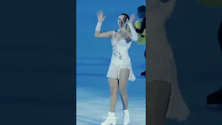 Как вам новое платье Камилы? По-моему ей очень идёт 🤩 #figureskating #камилавалиева