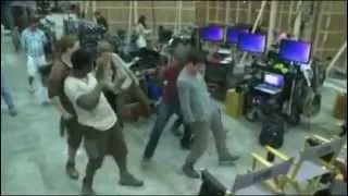 Maze Runner Cast Dancing! Dylan O' Brien, Thomas Sangster, Will Poulter +