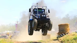 Гонки на тракторах  "Бизон-Трек-Шоу" / Tractor racing  "Bizon-Track-Show"
