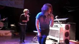 Hanson covering "I Want You To Want Me" Oct 11th 2009 Chicago "Use your sole " Tour.