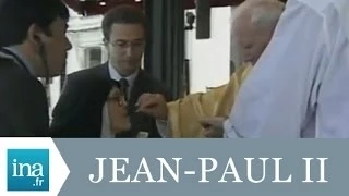 Jean-Paul II révèle le 3ème secret de Fatima - Archive INA