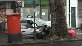 Five people injured in car accident at Stamford Hill