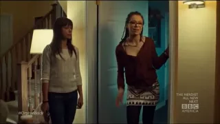 Orphan Black: Cosima Scenes 1x02 "Sarah meets Cosima for the first time"