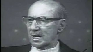 Groucho Marx sings SHOW ME A ROSE