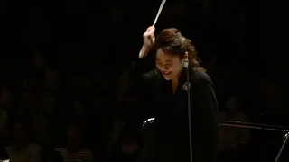 Han-Na Chang conducts Beethoven Symphony No 5