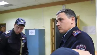 Депутат Николай Бондаренко в отделе полиции Фрунзенского района Саратова