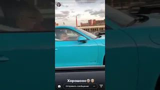 Бабушка за рулём PORSHE !