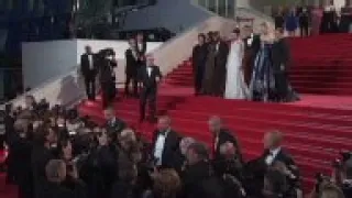 Cate Blanchett and Rooney Mara applaude by photographers after premiere